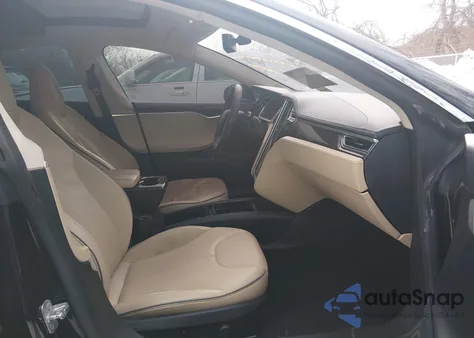 2013 Tesla Model S Performance из США, поврежденный, VIN 5YJSA1DP2DFP15811